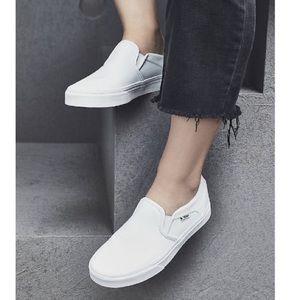 Women’s Vans Canvas Slip On